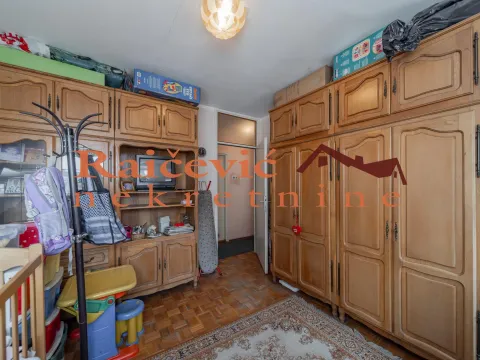 Sale, four bedroom apartment, 97m², Stari Grad, Beograd - image 19