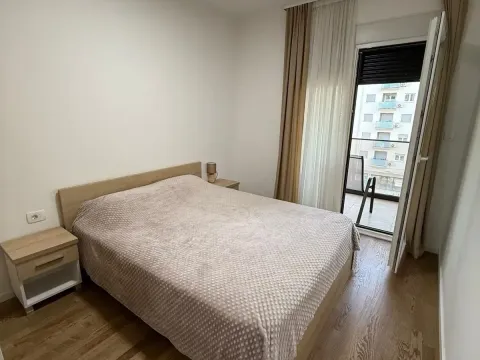 Izdavanje, jednosoban stan, 45m², Pobrežje, Podgorica - image 7