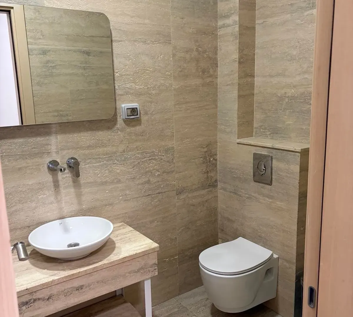 Rent, office space, 72m², Kod Capital Plaze, Podgorica