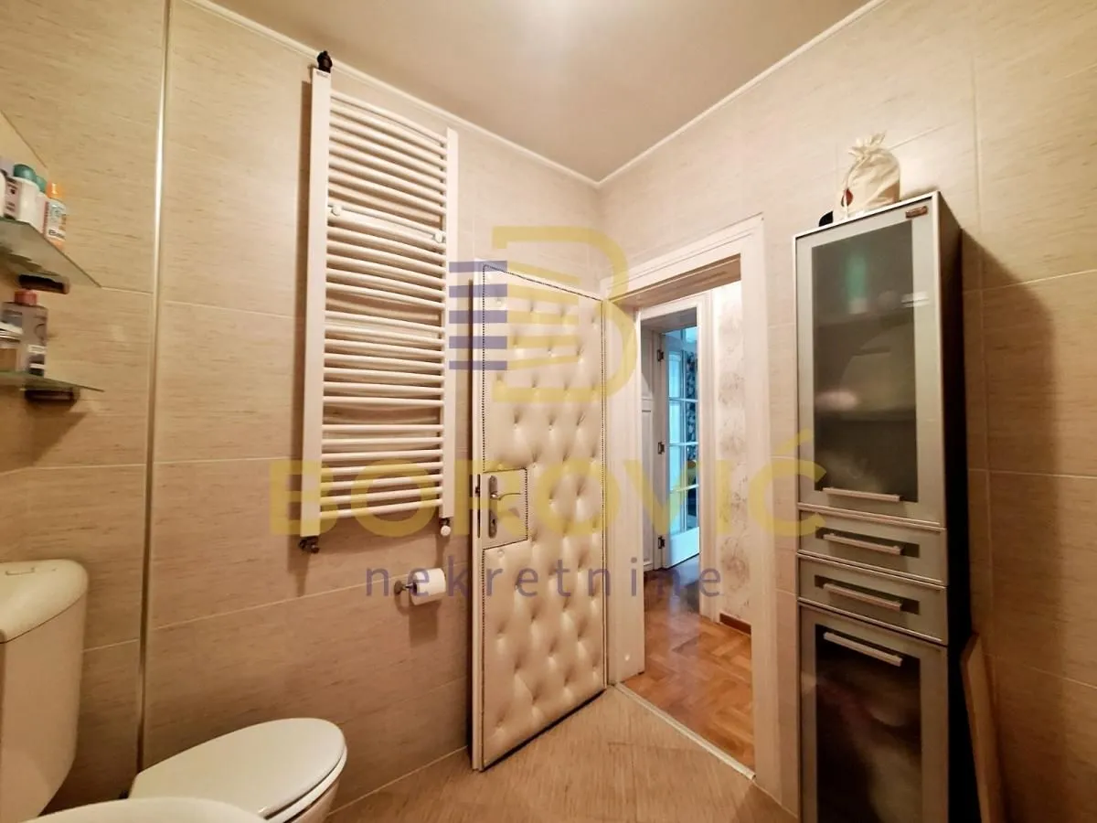 Prodaja, trosoban stan, 90m², Stari Grad, Beograd