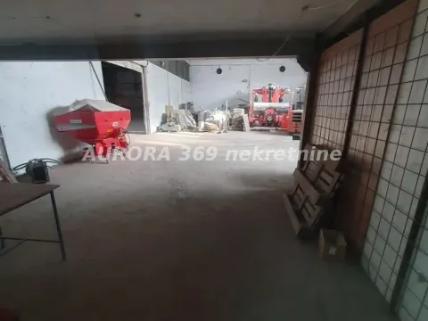 Rent, office space, 1000m², Irig, Srbija - image 6