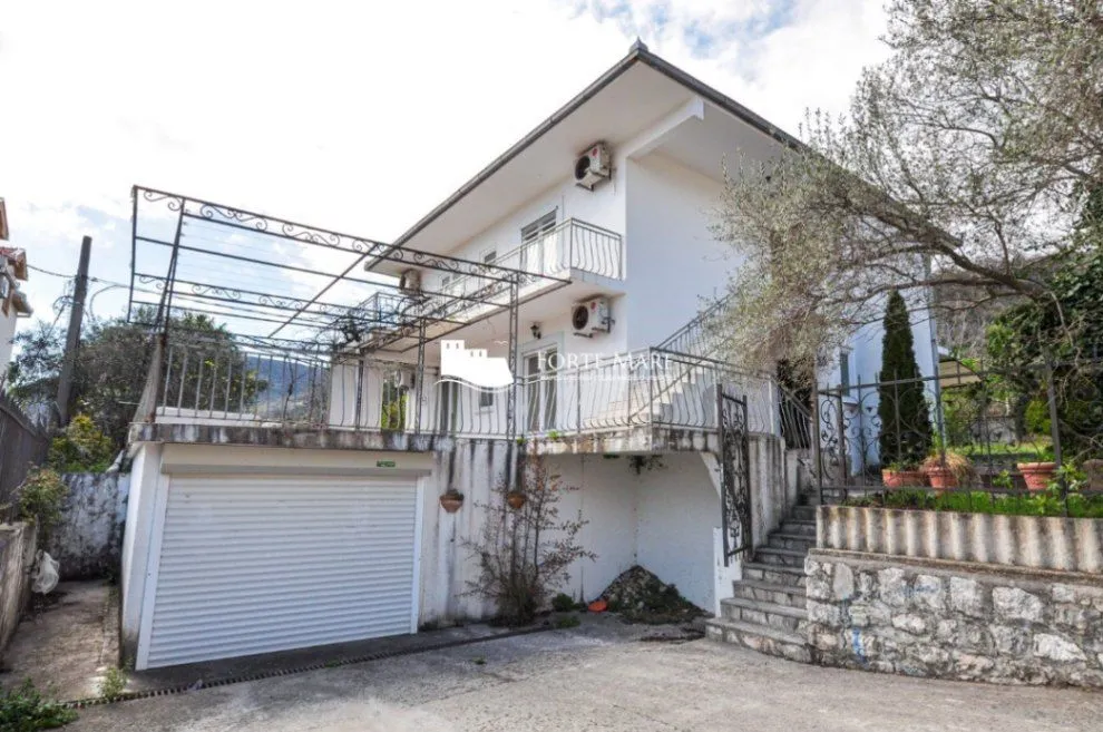 Prodaja, kuća, 181m², Bijela, Herceg Novi