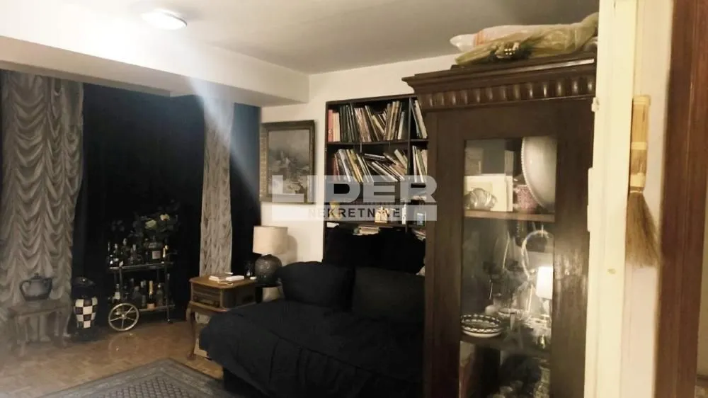 Sale, three bedroom apartment, 90m², Botanička Bašta, Palilula Sve Podlokacije