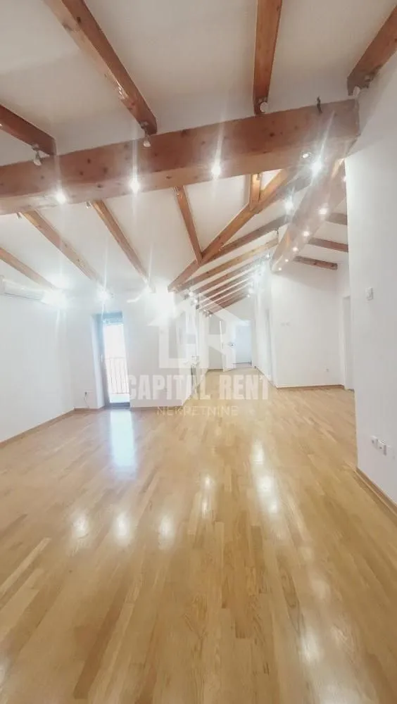 Izdavanje, četvorosoban stan, 111m², Stari Grad, Beograd