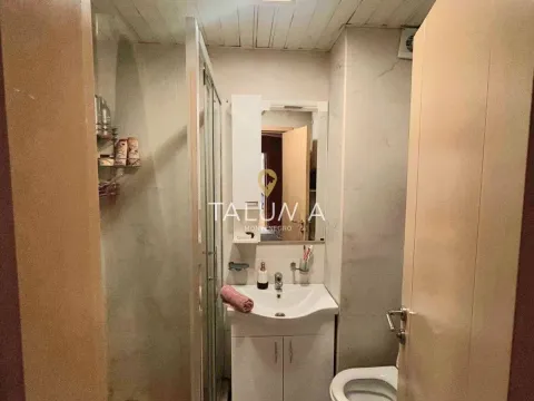 Izdavanje, dvosoban stan, 76m², Preko Morače, Podgorica - image 2