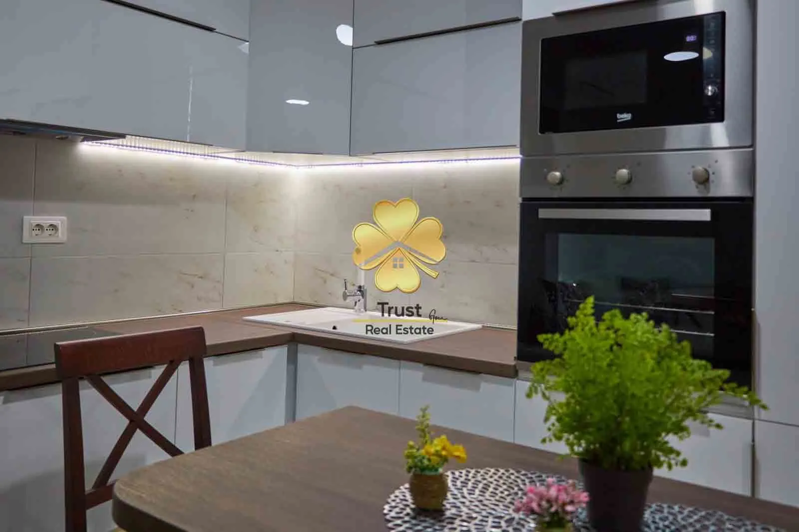 Rent, studio apartment, 35m², Momišići, Podgorica