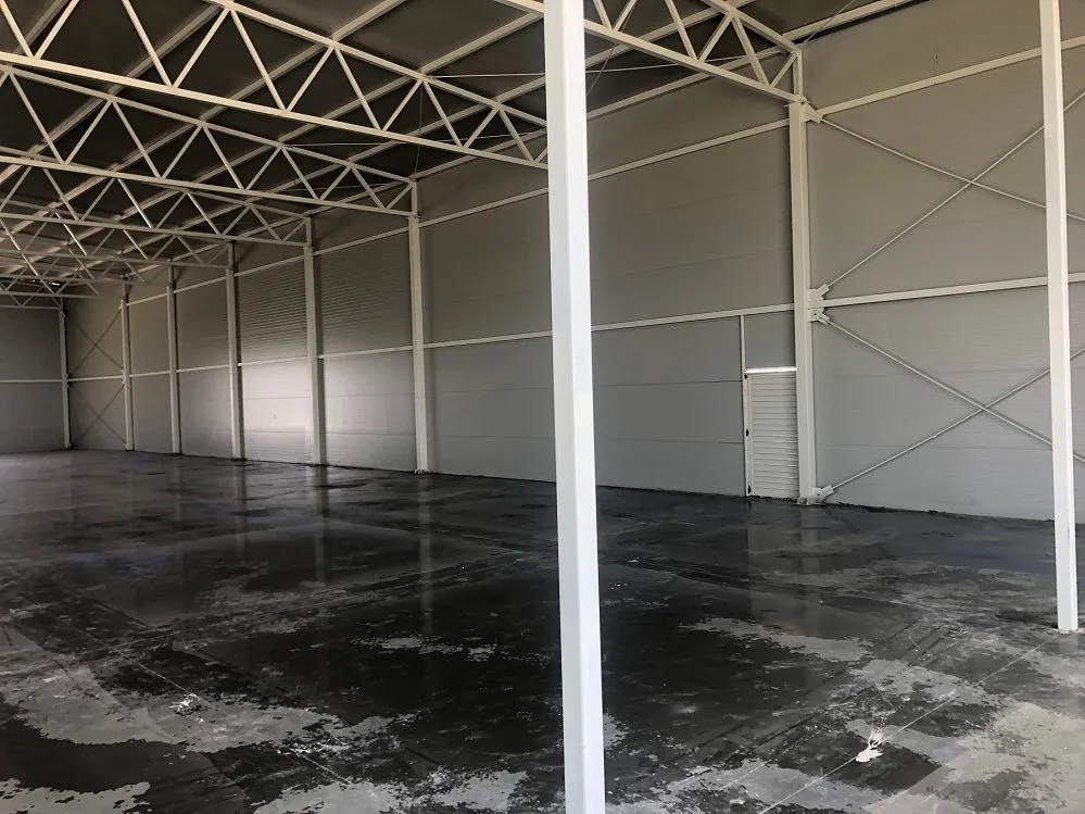 Rent, office space, 1000m², Šimanovci, Pećinci