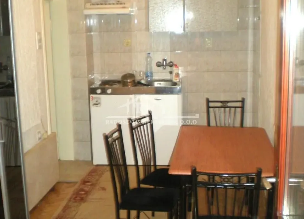 Prodaja, jednosoban stan, 40m², Vračar Hram, Vračar Sve Podlokacije