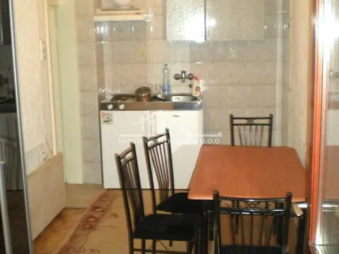 Prodaja, jednosoban stan, 40m², Vračar Hram, Vračar Sve Podlokacije - image 7