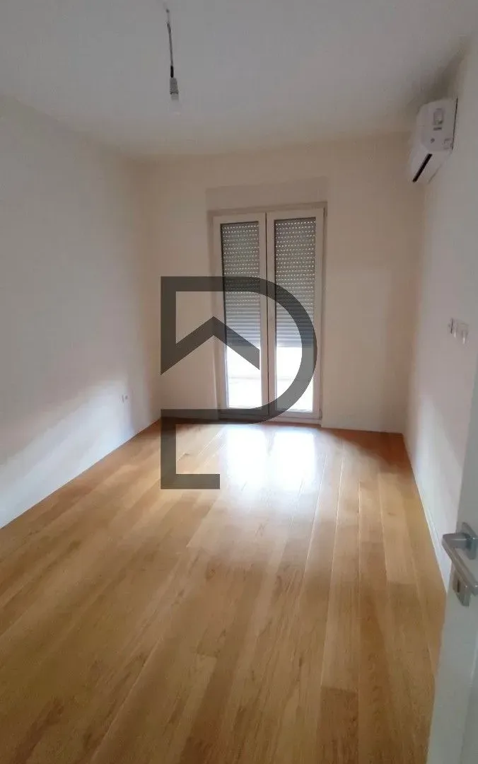 Izdavanje, stan, 50m², Central Point, Podgorica