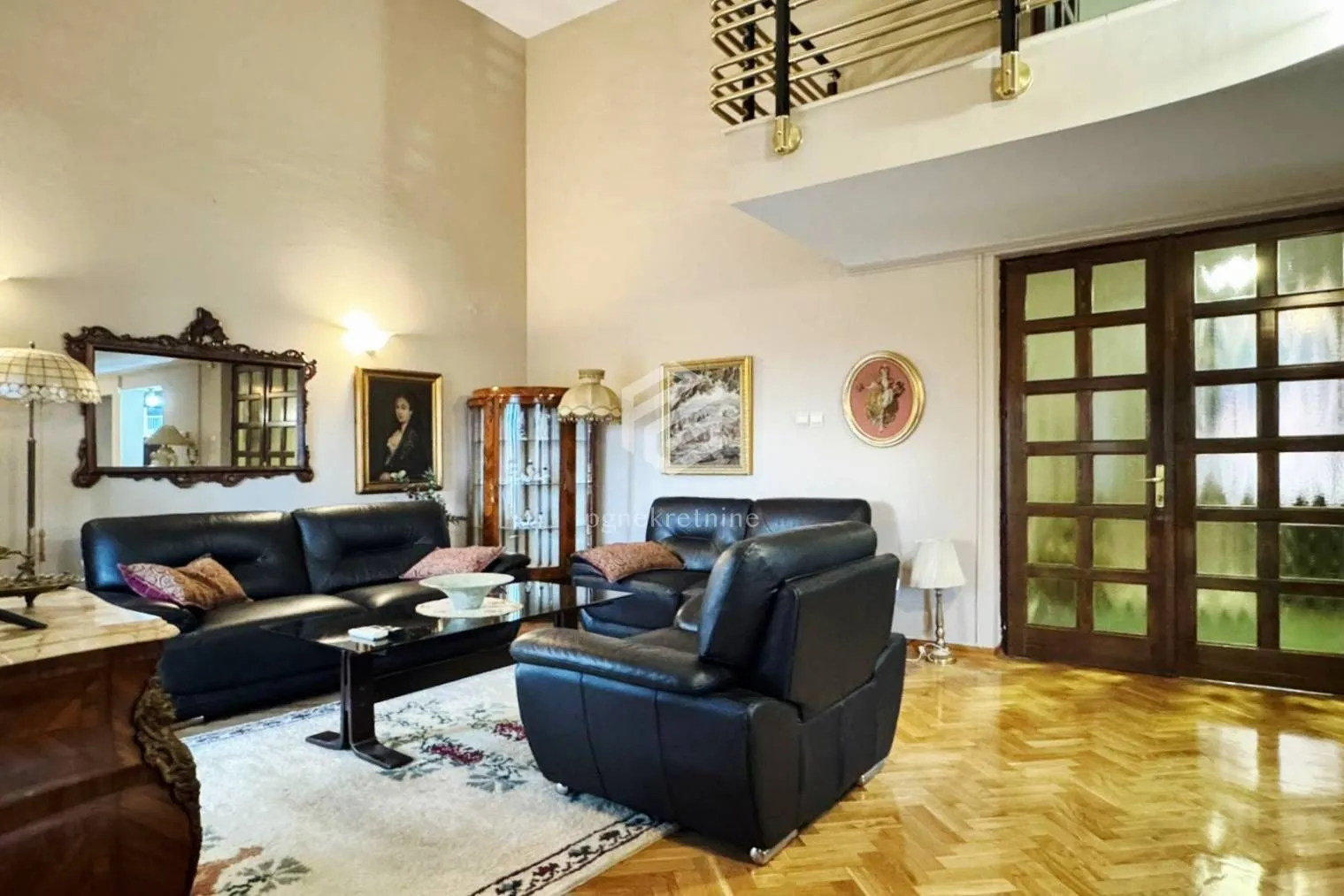 Rent, house, 280m², Gorica C, Podgorica