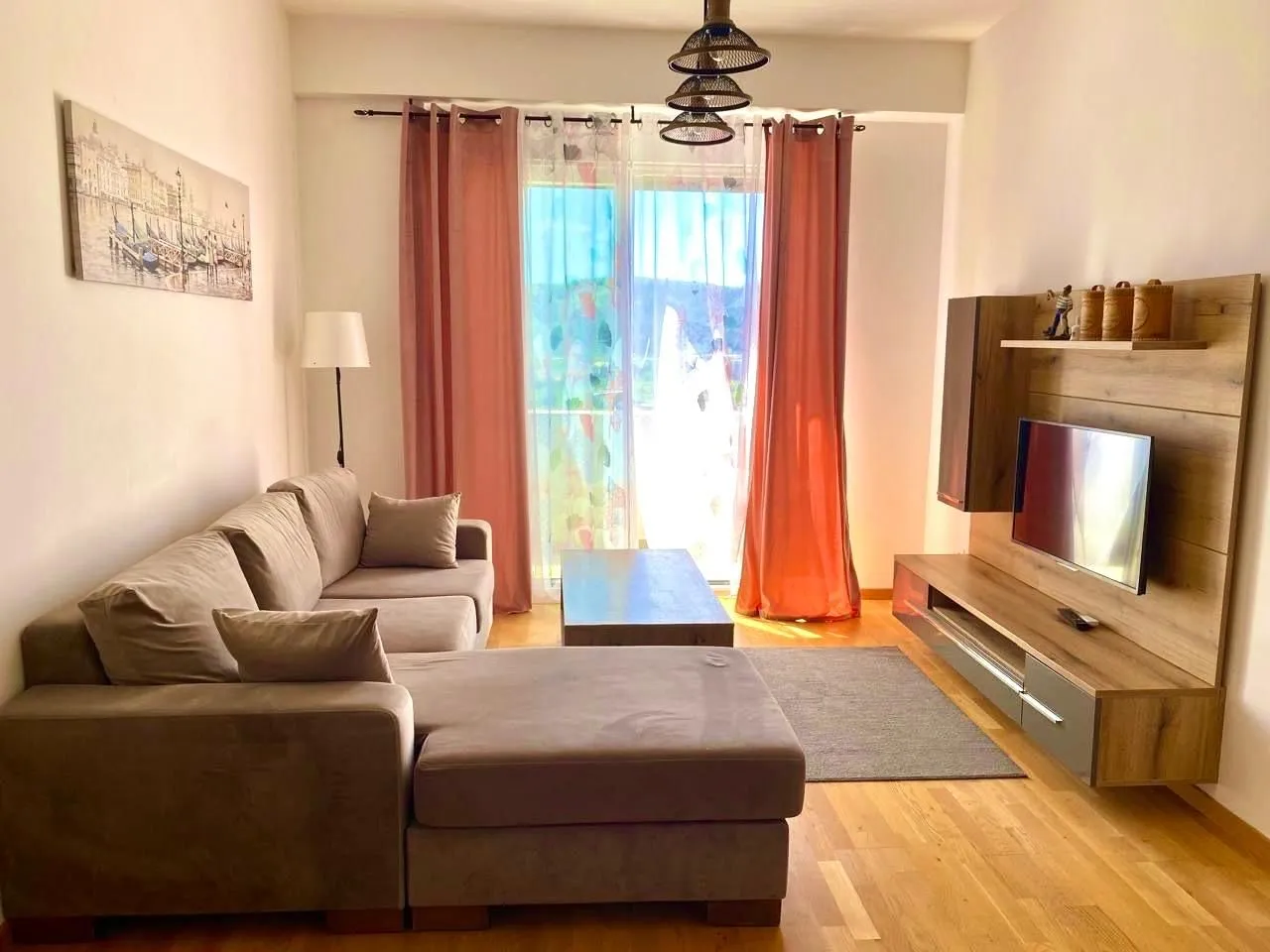 Prodaja, jednosoban stan, 46m², Centar, Bar