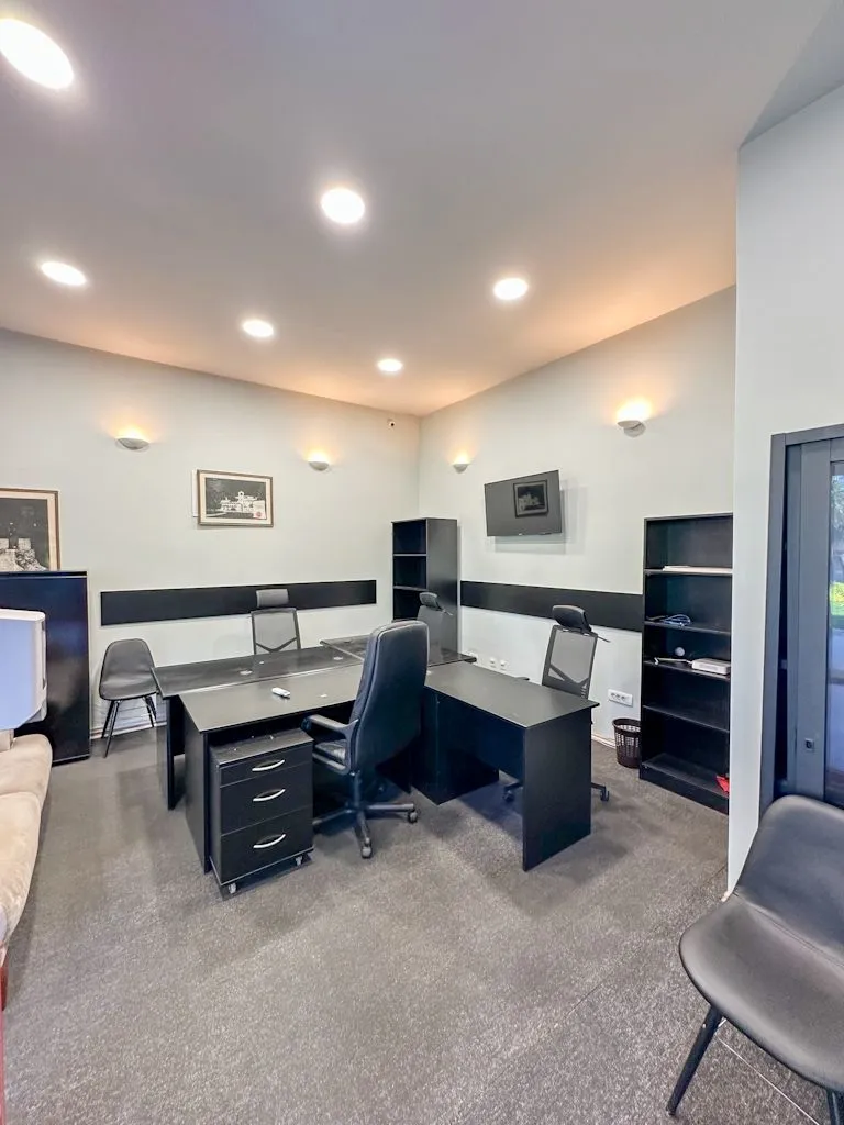 Rent, office space, 35m², Preko Morače, Podgorica