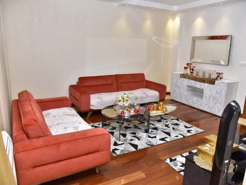 Rent, four bedroom apartment, 140m², Centar, Podgorica - image 1