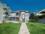 Prodaja, kuća, 450m², Stari Aerodrom, Podgorica - image 2