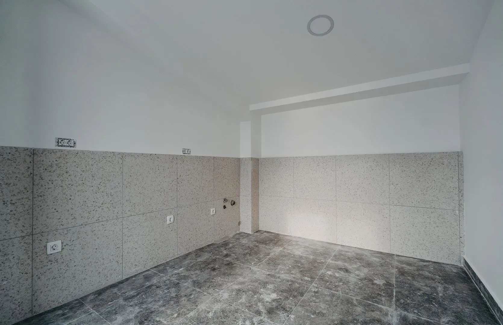 Izdavanje, ugostiteljski objekat, 1600m², Budva, Crna Gora