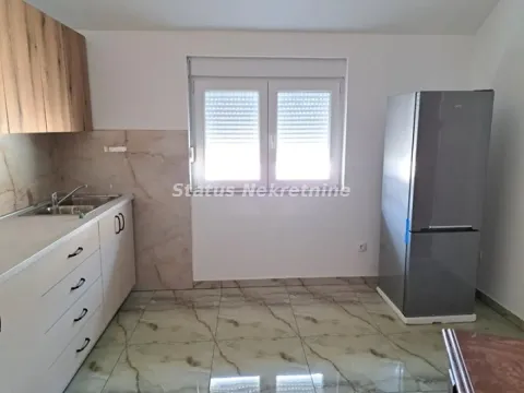 Izdavanje, trosoban stan, 70m², Petrovaradin, Novi Sad - image 5