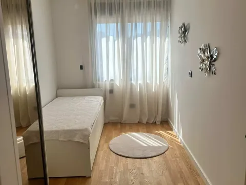 Izdavanje, dvosoban stan, 60m², Zabjelo, Podgorica - image 7