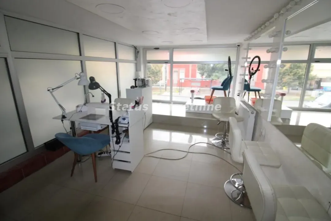 Sale, office space, 78m², Salajka, Novi Sad Sve Podlokacije