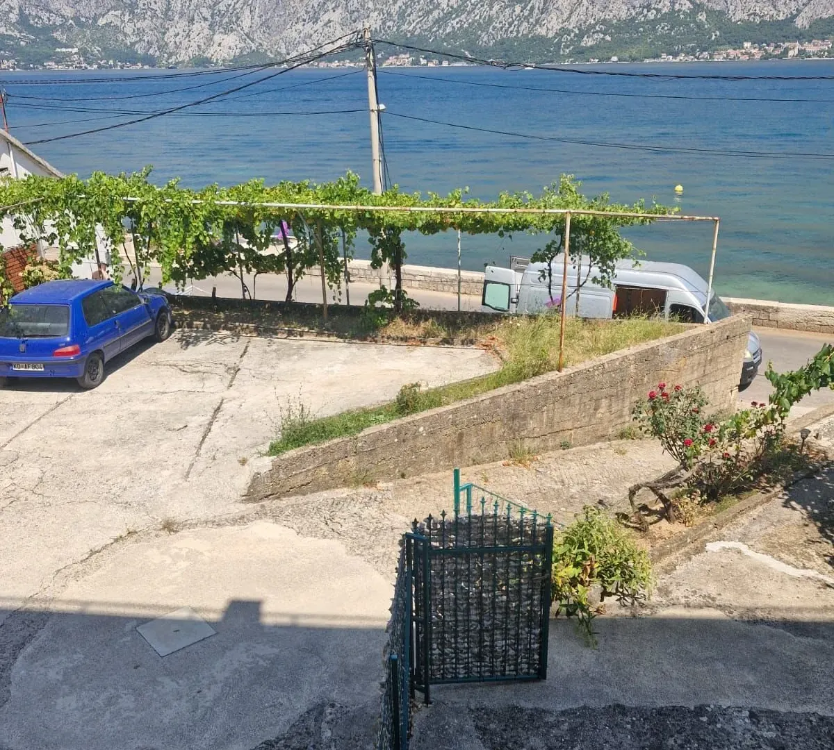 Sale, two bedroom apartment, 85m², Prčanj, Kotor