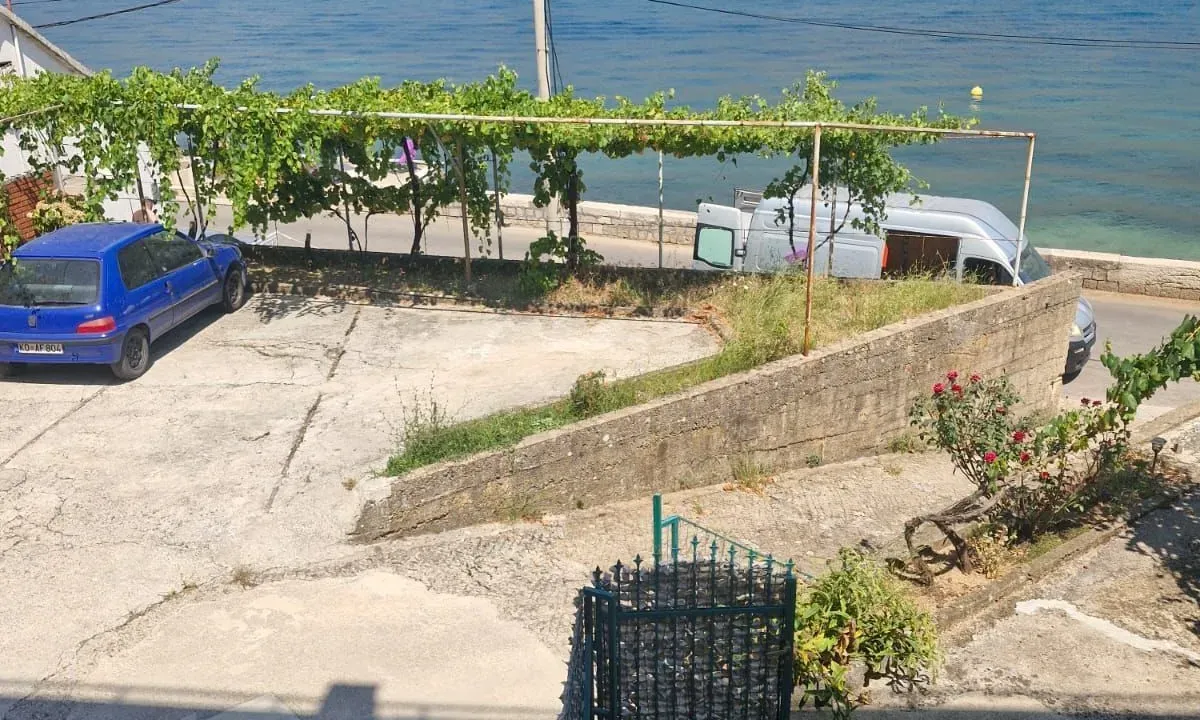 Sale, two bedroom apartment, 85m², Prčanj, Kotor