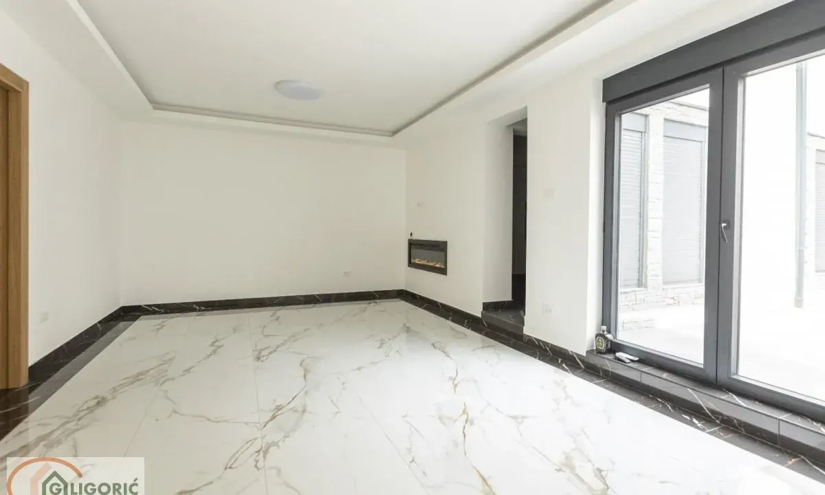 Prodaja, trosoban stan, 86m², Zemun Gardoš, Zemun Sve Podlokacije