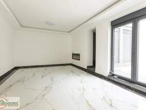 Sale, three bedroom apartment, 86m², Zemun Gardoš, Zemun Sve Podlokacije