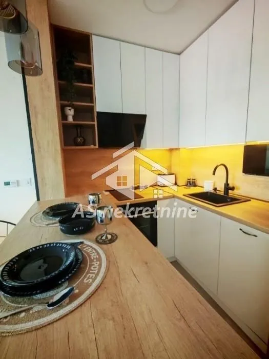 Rent, two bedroom apartment, 42m², Zemun Sve Podlokacije, Beograd