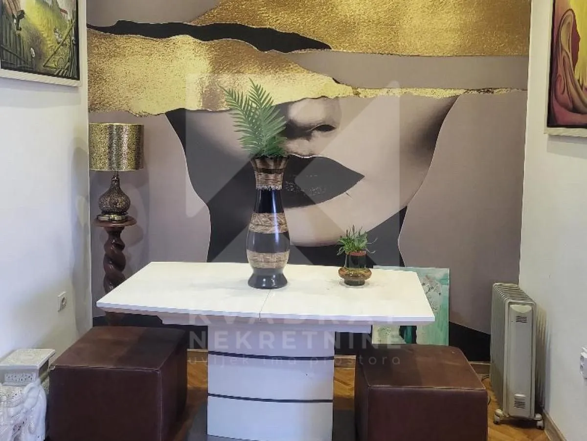 Prodaja, dvosoban stan, 73m², Centar, Podgorica