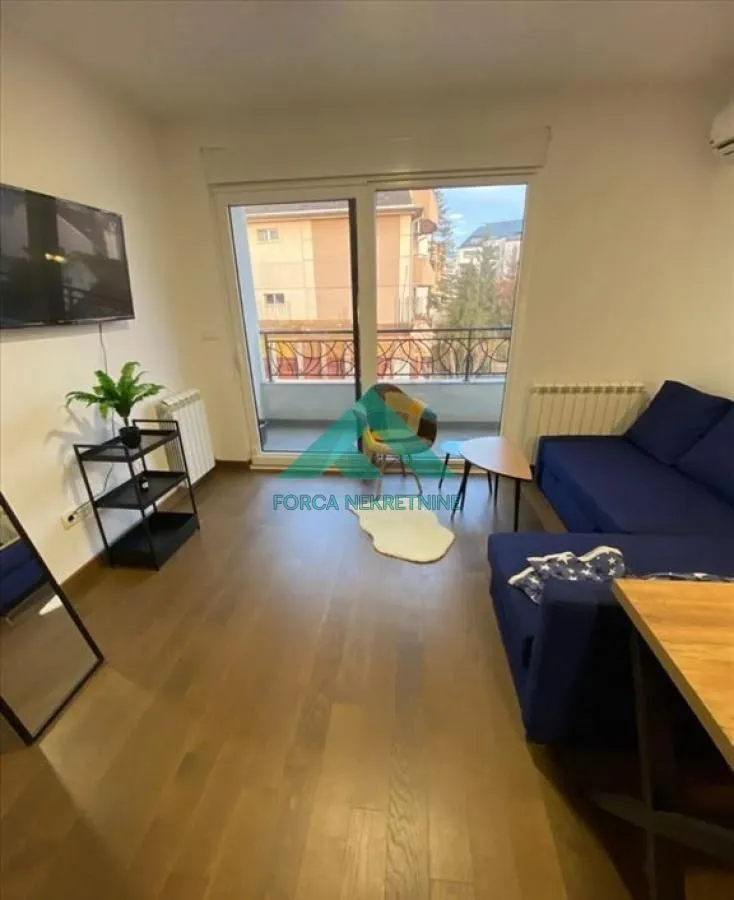 Izdavanje, jednosoban stan, 40m², Lekino Brdo, Voždovac Sve Podlokacije