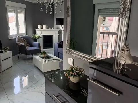 Rent, two bedroom apartment, 50m², Zvezdara Sve Podlokacije, Beograd - image 8