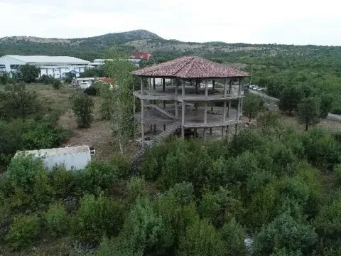 Izdavanje, plac, 30000m², Podgorica, Crna Gora - image 3