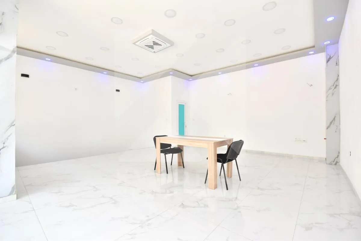 Rent, office space, 116m², Stari Aerodrom, Podgorica