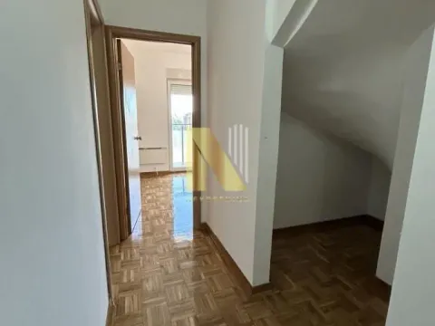 Izdavanje, trosoban stan, 96m², Bulevar Evrope, Novi Sad Sve Podlokacije - image 9