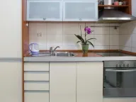 Sale, four bedroom apartment, 95m², Sveti Stefan, Budva - image 4