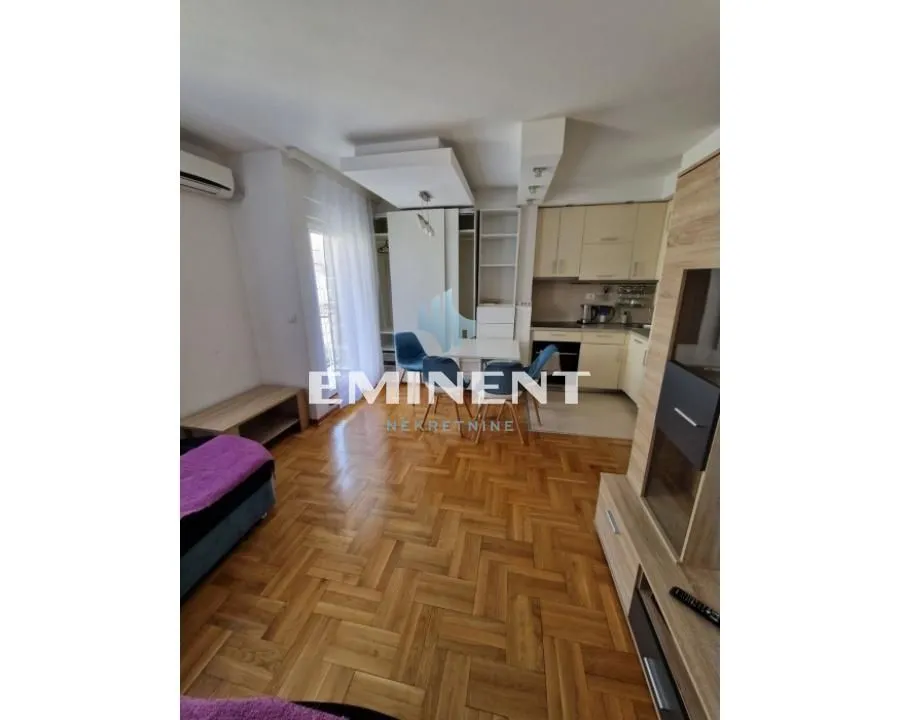Rent, apartment, 37m², Cvetkova Pijaca, Zvezdara Sve Podlokacije