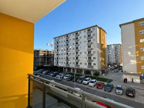 Rent, one bedroom apartment, 47m², Pobrežje, Podgorica - image 3