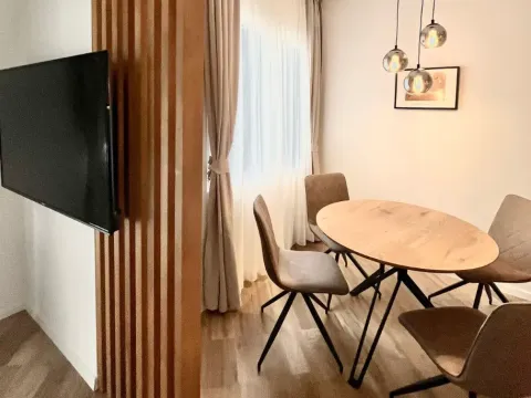 Rent, two bedroom apartment, 60m², Mažina, Tivat - image 12
