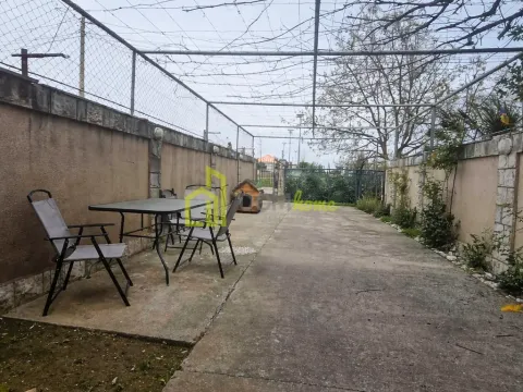 Izdavanje, dvosoban stan, 90m², Zagorič, Podgorica - image 14