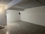 Izdavanje, poslovni prostor, 95m², Stari Aerodrom, Podgorica - image 8