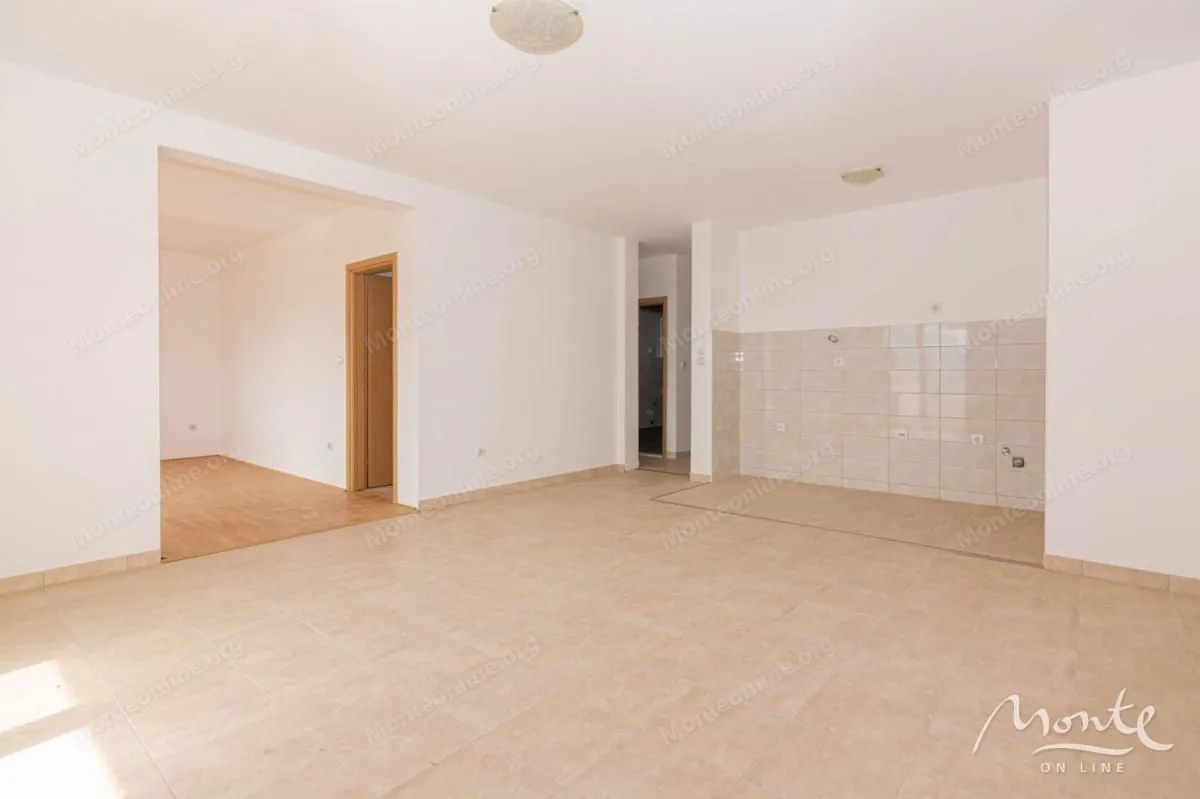 Prodaja, dvosoban stan, 72m², Igalo, Herceg Novi