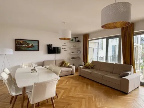 Prodaja, dvosoban stan, 78m², Dobrota, Kotor - image 3