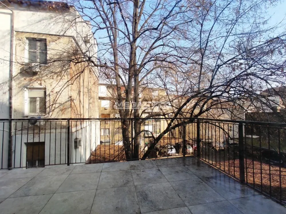 Prodaja, dvosoban stan, 87m², Stari Grad, Beograd
