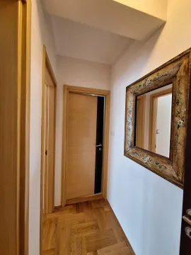 Rent, two bedroom apartment, 70m², Podgorica, Crna Gora - image 6