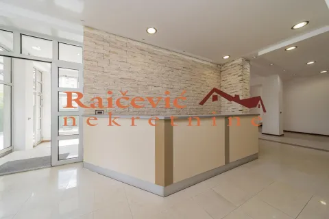 Rent, office space, 1040m², Palilula, Niš - image 3