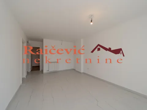 Prodaja, trosoban stan, 81m², Grocka, Beograd - image 2