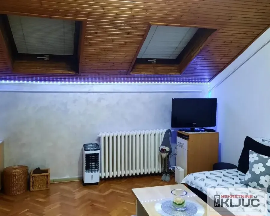 Prodaja, jednosoban stan, 27m², Novo naselje, Novi Sad