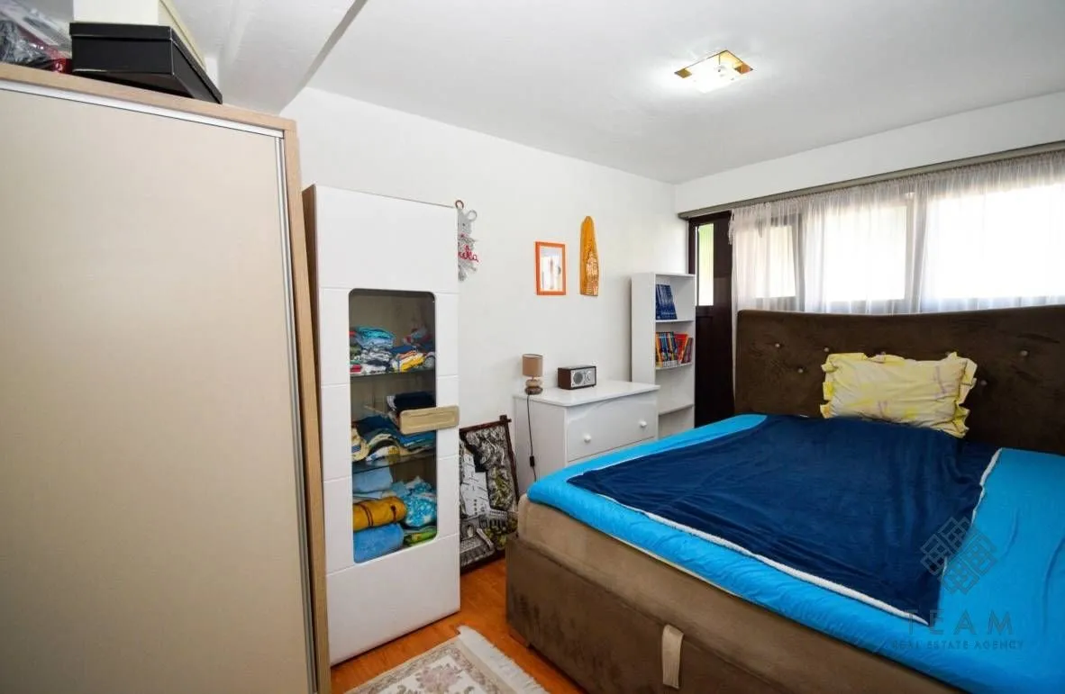 Prodaja, kuća, 300m², Stari Aerodrom, Podgorica