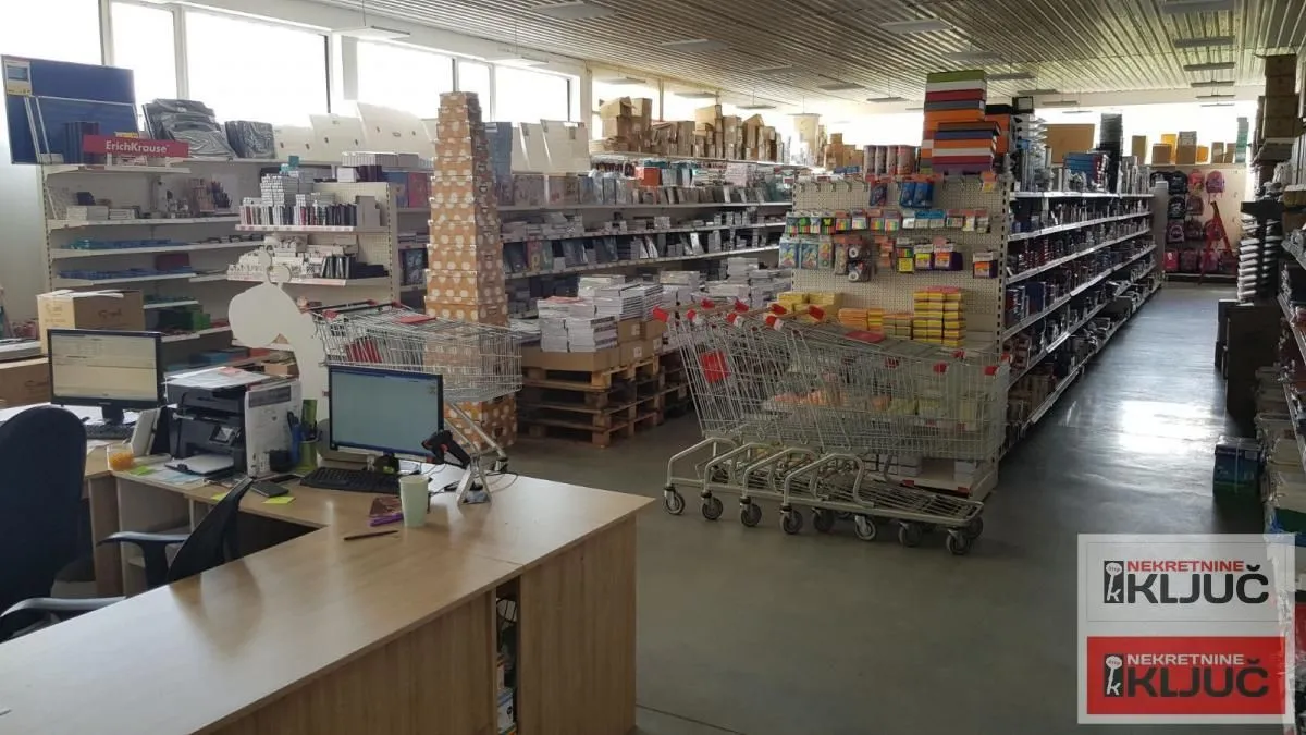 Rent, office space, 300m², Novo naselje, Novi Sad