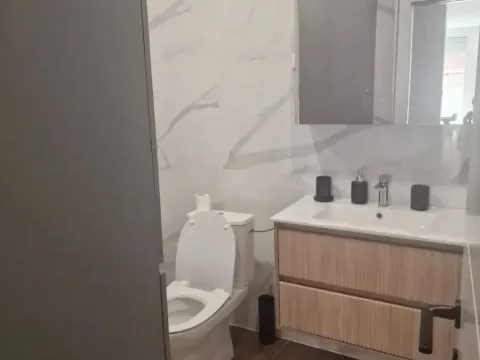 Izdavanje, garsonjera, 46m², Gradiošnica, Tivat - image 10